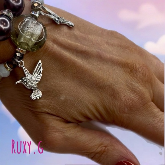 Silver Hummingbird Charm Bracelet - Picture 4 of 10